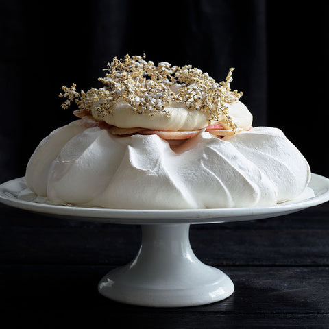 Donna Hay Pav with Petite Ingredient Dried Organic Edible Elderflower